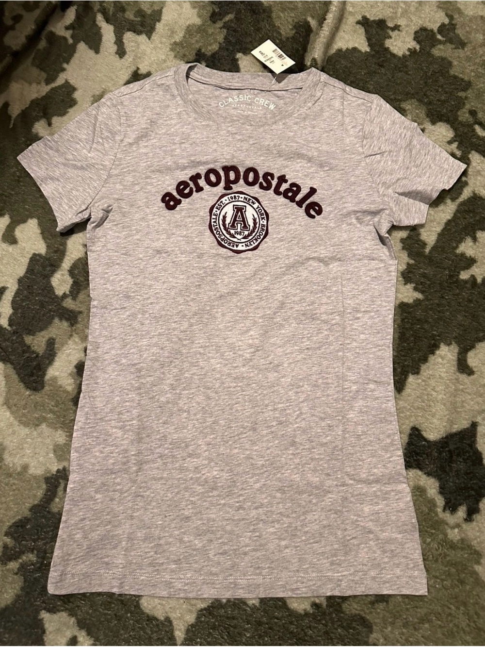 Aeropostale Heather Gray Graphic Tee
